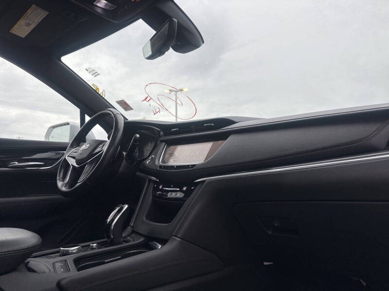 2020 Cadillac XT5 Premium Luxury
