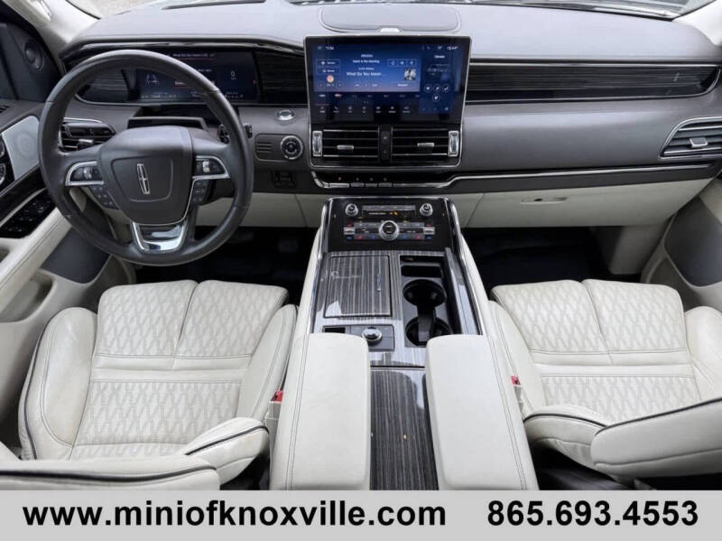 2023 Lincoln Navigator Black Label