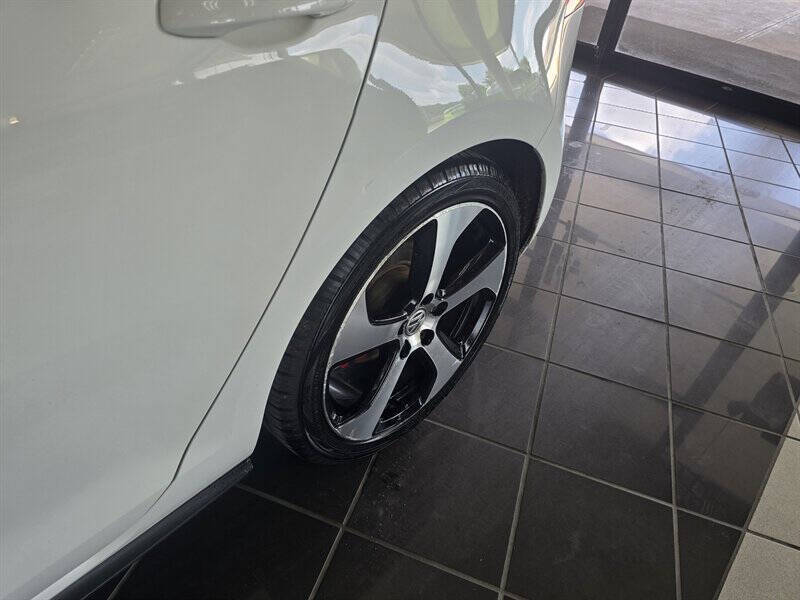 2017 Volkswagen Golf GTI S