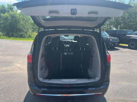 2018 Chrysler Pacifica Touring L Plus