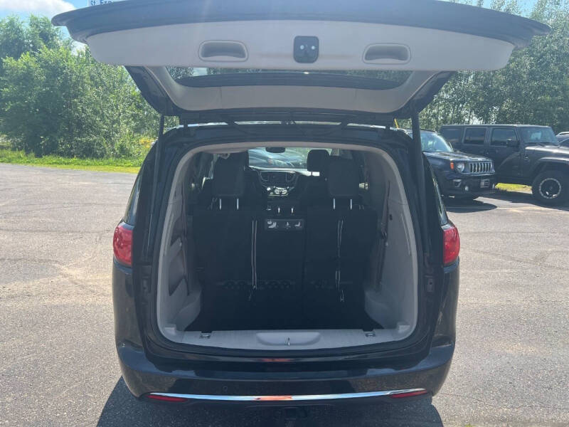 2018 Chrysler Pacifica Touring L Plus