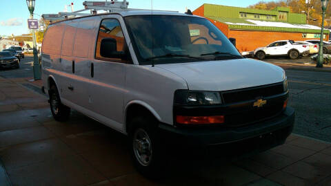 2023 Chevrolet Express 2500
