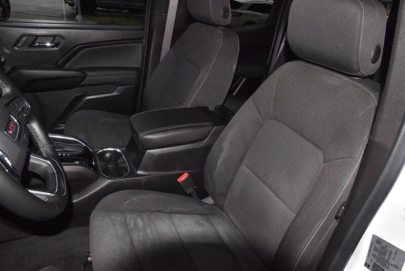 2024 GMC Canyon Elevation