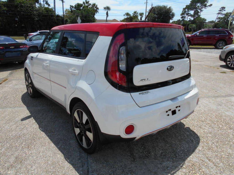 2017 Kia Soul +
