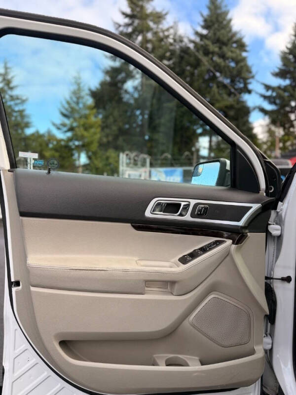 2012 Ford Explorer Limited