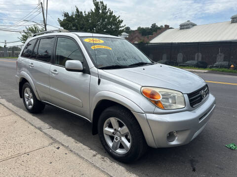 2004 Toyota RAV4 for sale at Deleon Mich Auto Sales in Yonkers NY