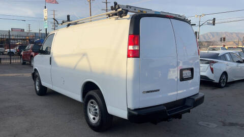 2021 Chevrolet Express 2500