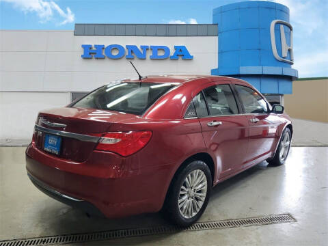 2012 Chrysler 200 Limited