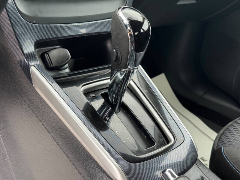 2016 Nissan Sentra SR