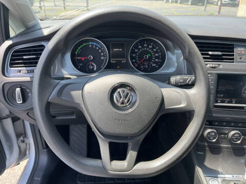 2016 Volkswagen e-Golf SE