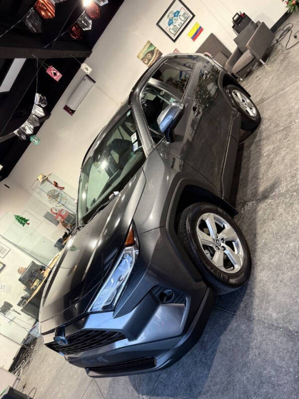 2021 Toyota RAV4 Hybrid XLE Premium