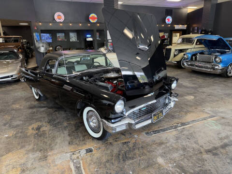 1957 Ford Thunderbird