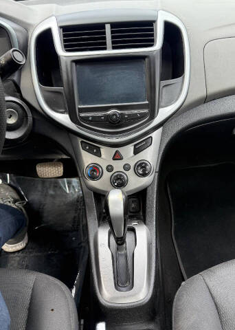 2017 Chevrolet Sonic LT Auto