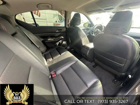 2022 Nissan Altima 2.5 SR