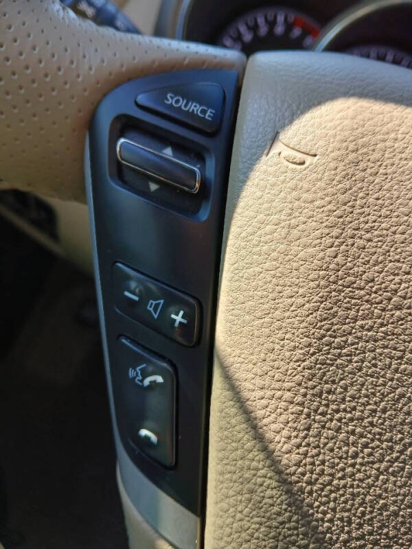 2012 Nissan Murano LE