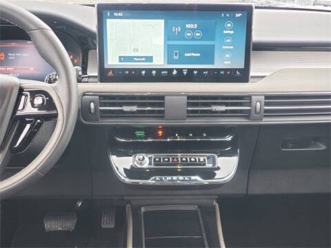 2023 Lincoln Corsair Standard