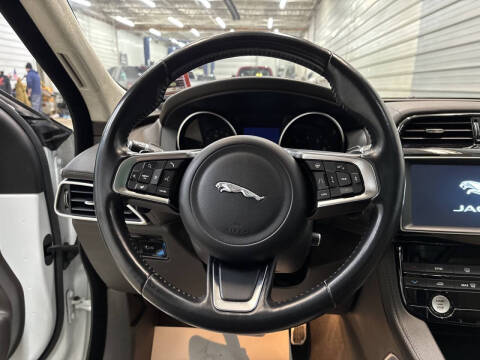 2019 Jaguar F-PACE 25t Prestige