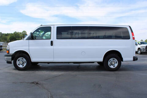 2024 Chevrolet Express LT 3500