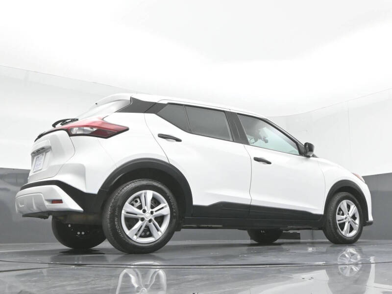 2021 Nissan Kicks S