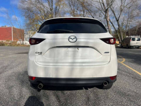 2018 Mazda CX-5 Sport