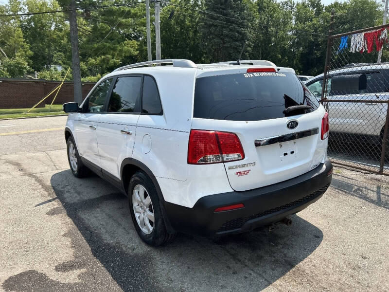 2013 Kia Sorento LX