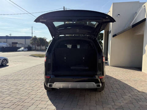 2020 Land Rover Discovery Landmark Edition