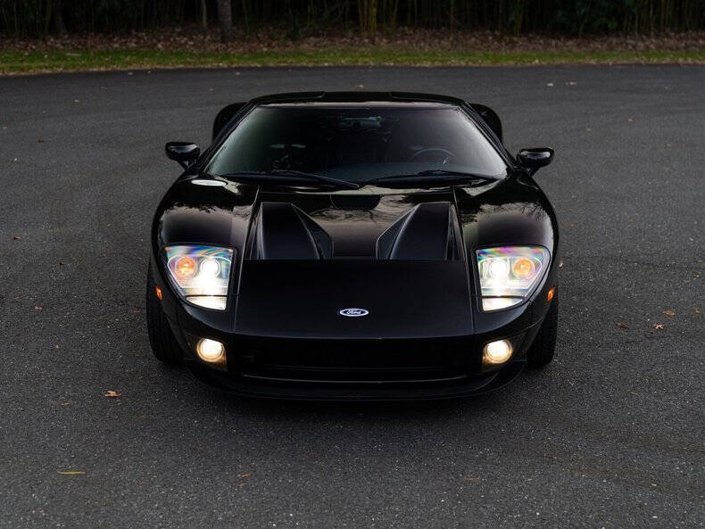 2005 Ford GT
