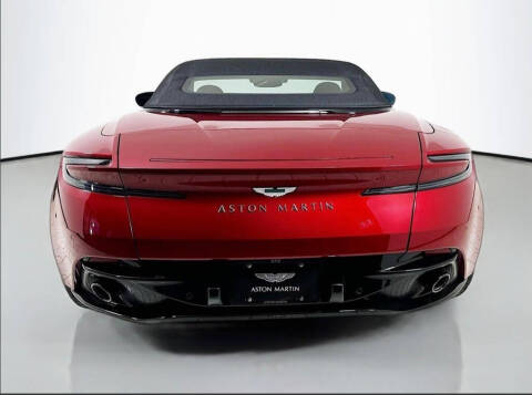 2025 Aston Martin DB12 Volante