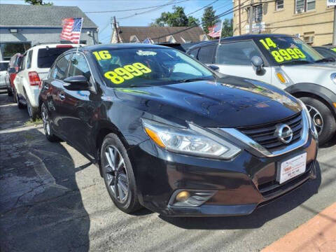 2016 Nissan Altima for sale at M & R Auto Sales INC. in North Plainfield NJ