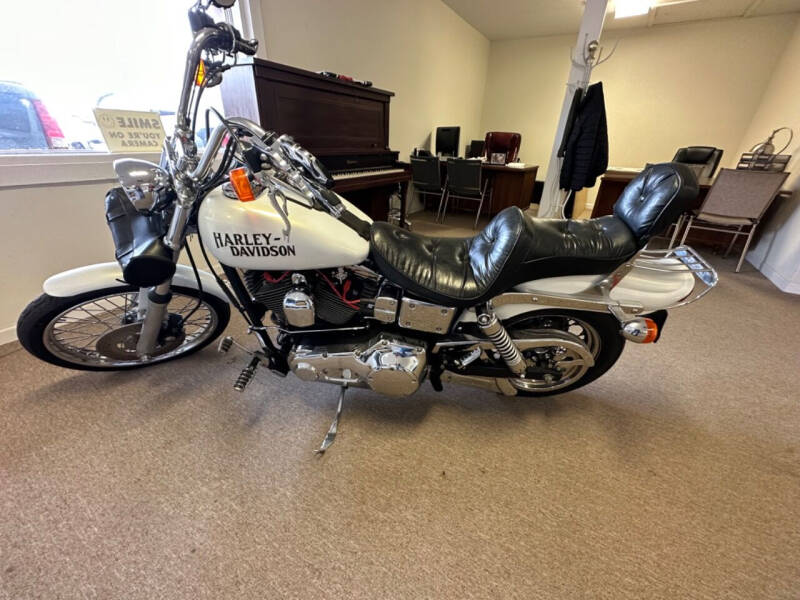 1999 Harley-Davidson FXDWG for sale at M&M Auto Sales 2 in Hartsville SC
