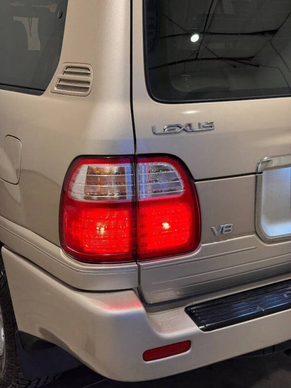 2002 Lexus LX 470