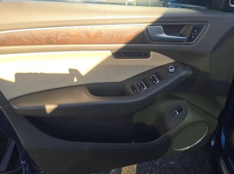 2014 Audi Q5 Hybrid 2.0T quattro Prestige