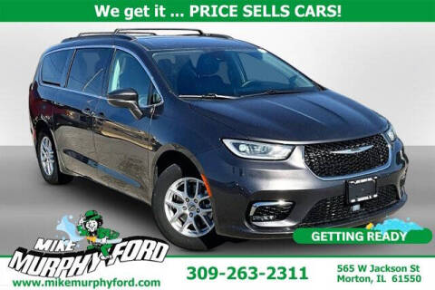 2022 Chrysler Pacifica Touring L
