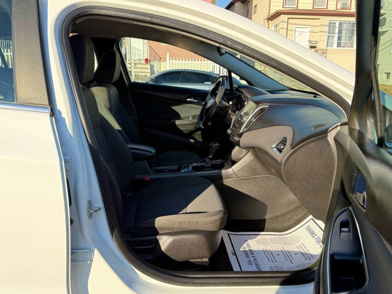 2018 Chevrolet Cruze LT Auto