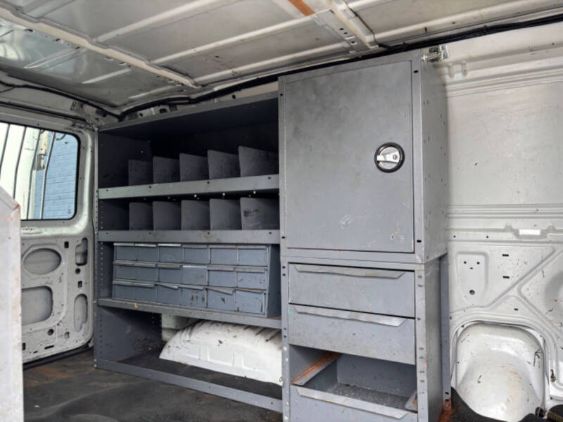 2010 Ford E350 Bucket Van
