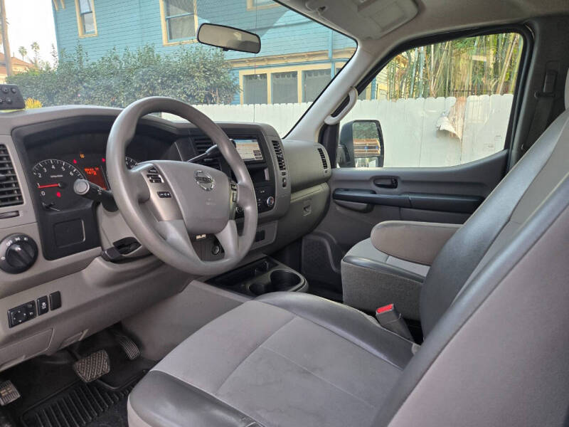 2013 Nissan NV 1500 SV