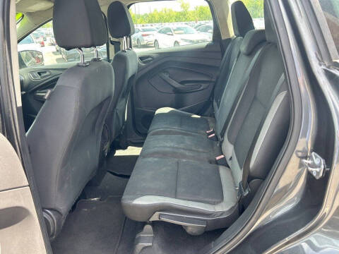 2016 Ford Escape S