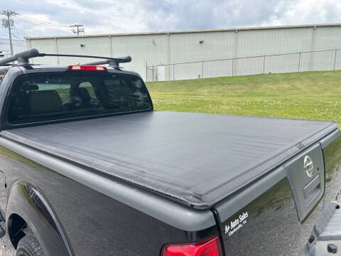 2009 Nissan Frontier LE