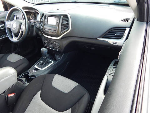 2014 Jeep Cherokee Sport