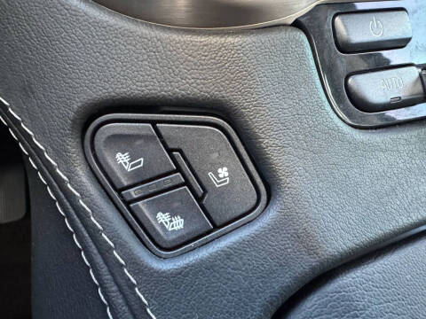 2017 GMC Yukon XL Denali