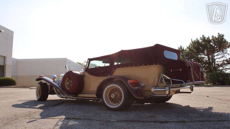 1974 Excalibur Phaeton