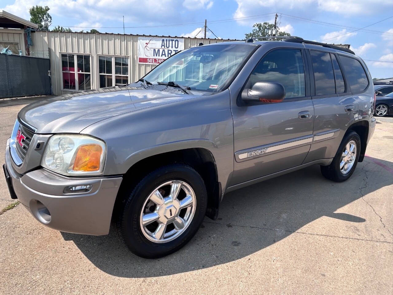 2005 GMC Envoy for sale at E & R Auto in Sherwood, AR