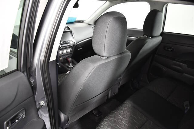 2024 Mitsubishi Outlander Sport LE