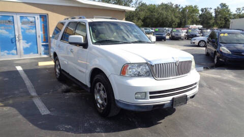 2005 Lincoln Navigator Luxury