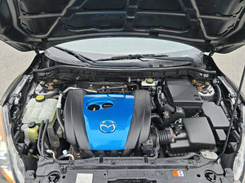 2013 Mazda MAZDA3 i Grand Touring