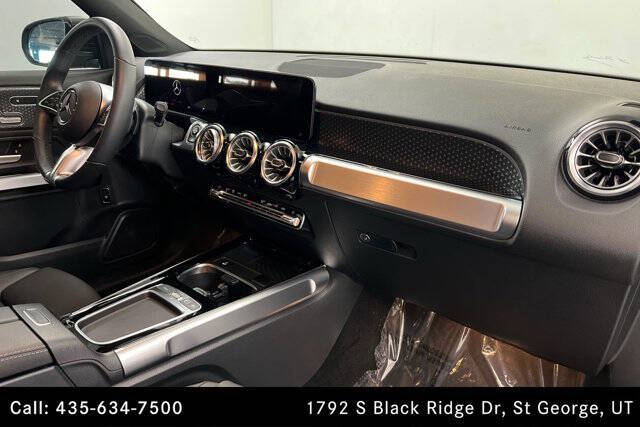 2025 Mercedes-Benz GLB GLB 250 4MATIC