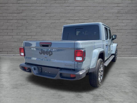 2026 Jeep Gladiator Sahara