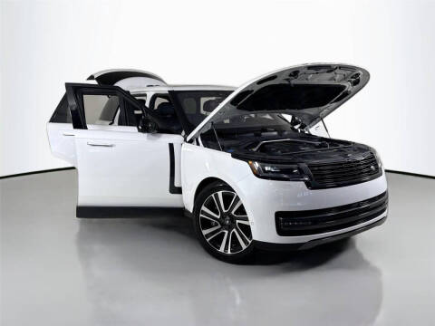 2023 Land Rover Range Rover P530 SE