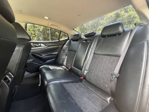 2017 Nissan Maxima 3.5 SR