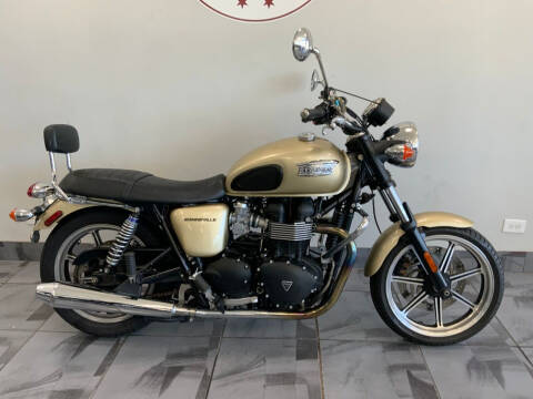 2013 Triumph Bonneville for sale at CHICAGO CYCLES & MOTORSPORTS INC. in Stone Park IL